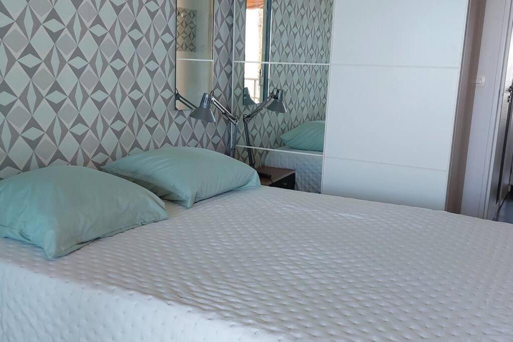 Front De Mer - Emplacement Prise - T2 Moderne Et Climatise - Tout A Pied Bandol Exterior photo